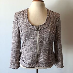 Brand new beautiful summer blazer fully lined.
